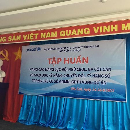 Cong Doan Gia Lai Hotel Pleiku Esterno foto